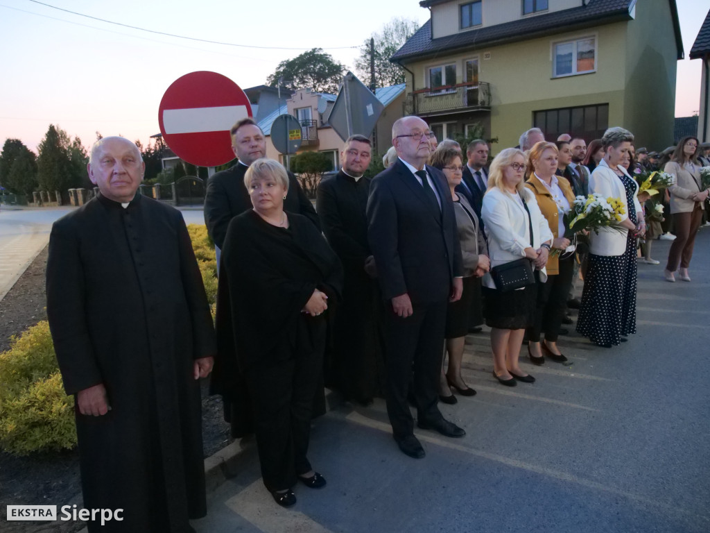 Zamyślenia rodaków w hołodzie Janowi Pawłowi II