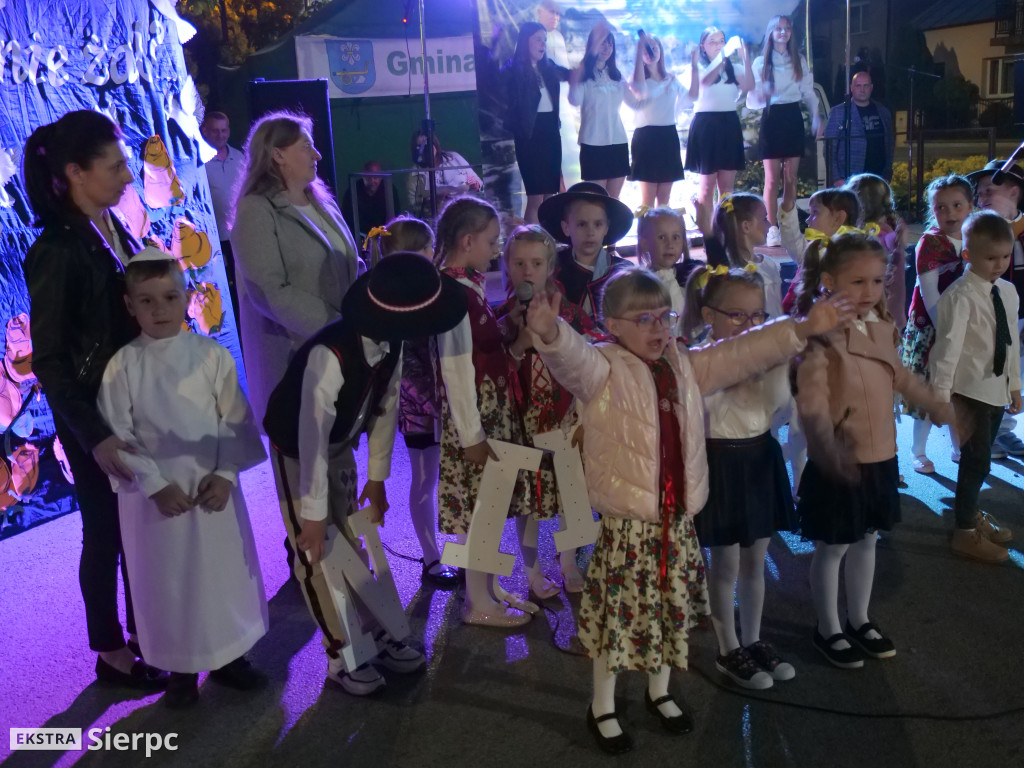 Zamyślenia rodaków w hołodzie Janowi Pawłowi II