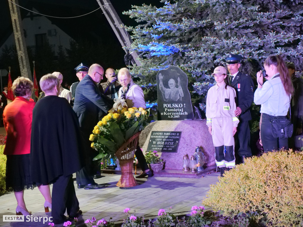 Zamyślenia rodaków w hołodzie Janowi Pawłowi II