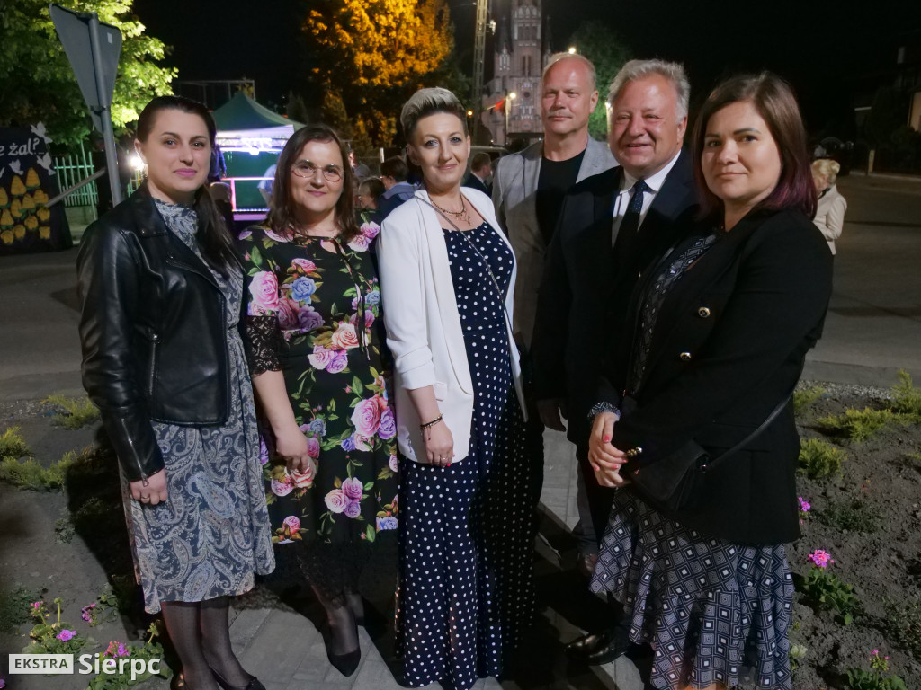 Zamyślenia rodaków w hołodzie Janowi Pawłowi II