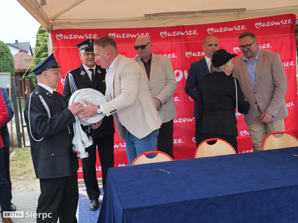Przekazanie sprzętu dla OSP z gminy Mochowo