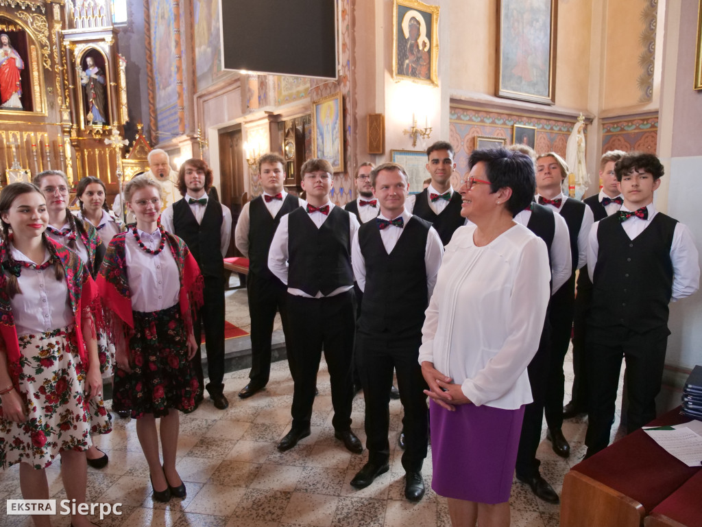 Chór Pueri et Puellae Cantores Plocenses w Gójsku