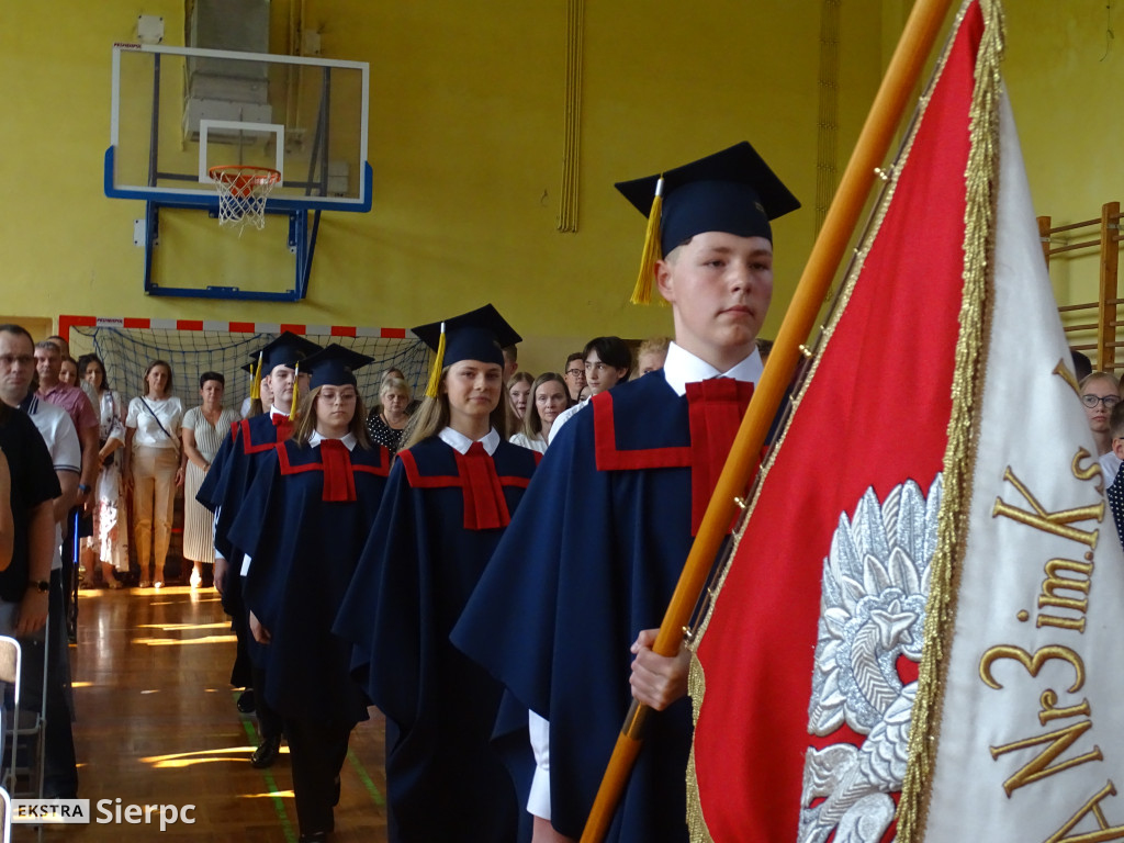 Zakończenie VIII klas w SP nr 3