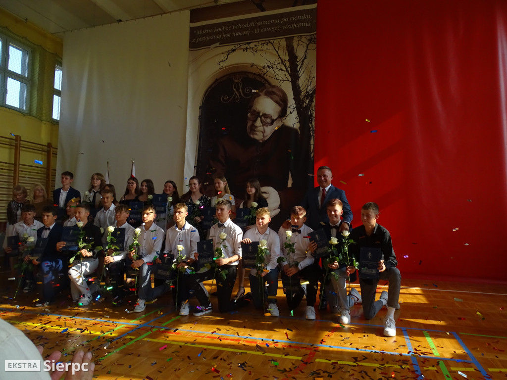 Zakończenie VIII klas w SP nr 3