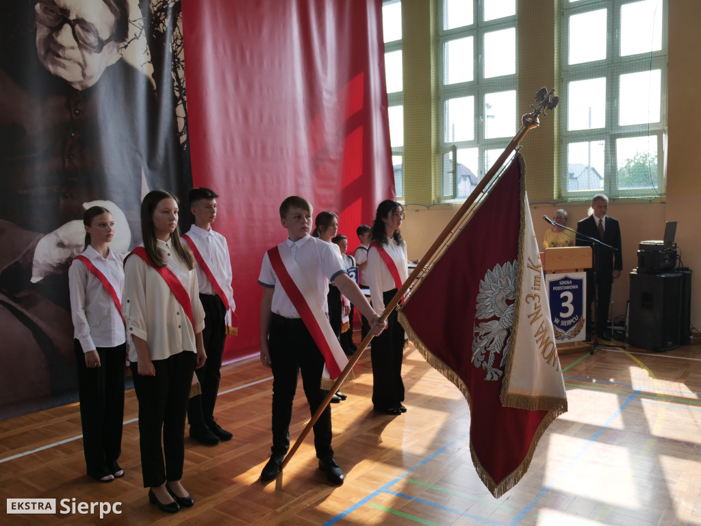Zakończenie VIII klas w SP nr 3