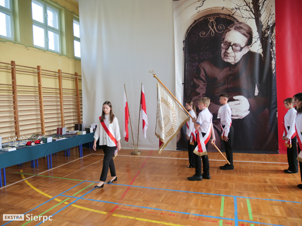 Zakończenie VIII klas w SP nr 3