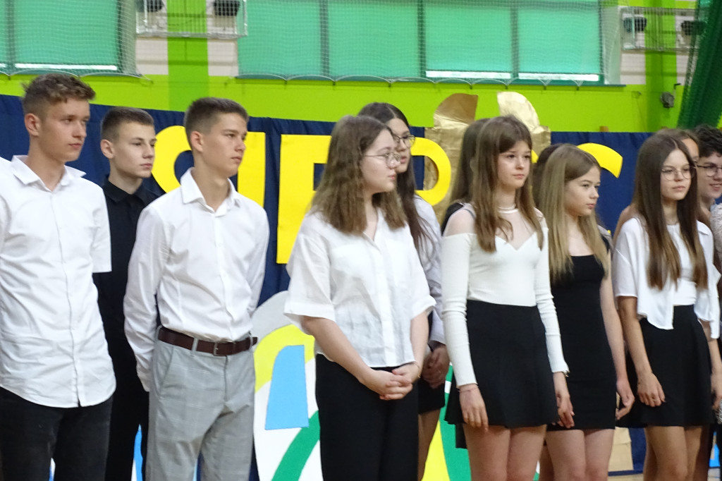 Zakończenie roku dla klas VIII w SP nr 2