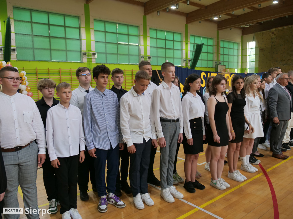 Zakończenie roku dla klas VIII w SP nr 2