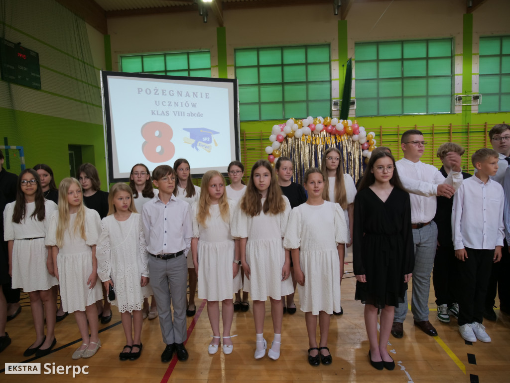 Zakończenie roku dla klas VIII w SP nr 2