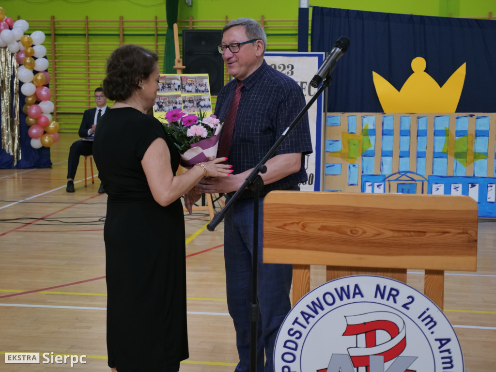 Zakończenie roku dla klas VIII w SP nr 2