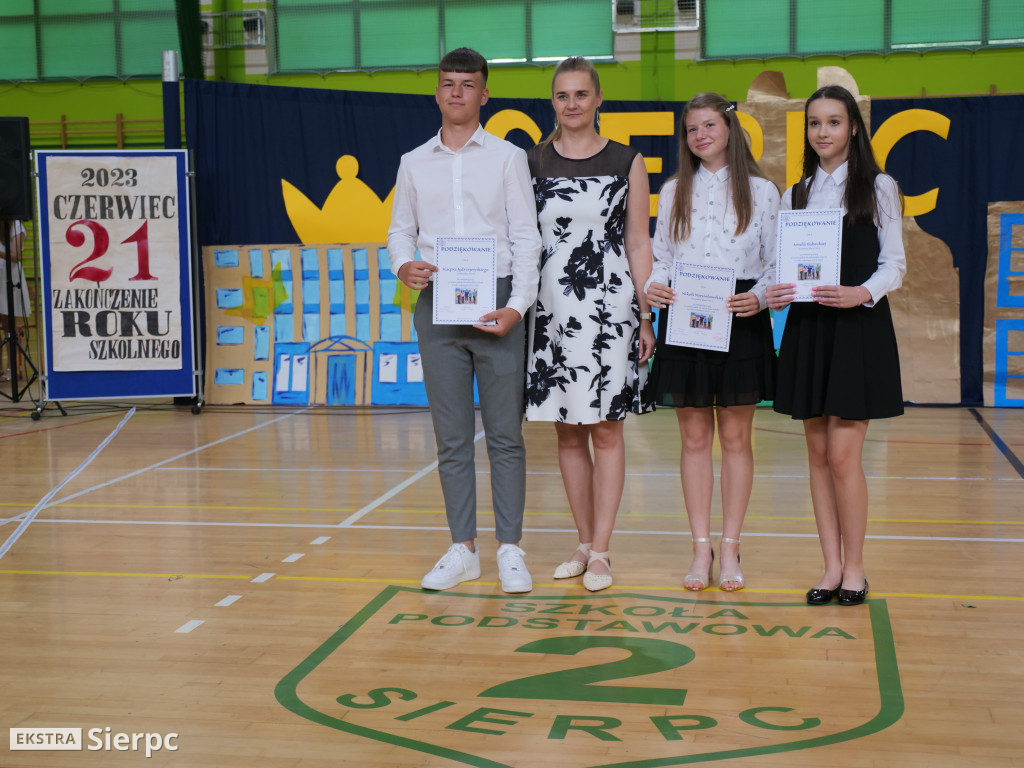 Zakończenie roku dla klas VIII w SP nr 2