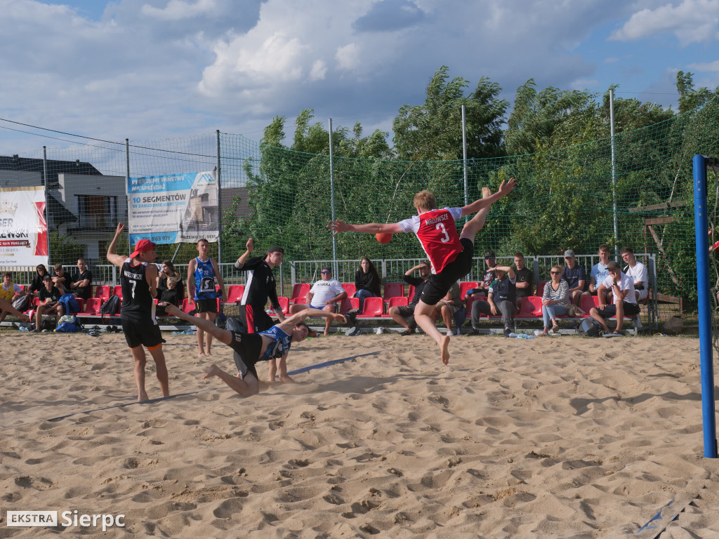 Turniej piłki ręcznej plażowej