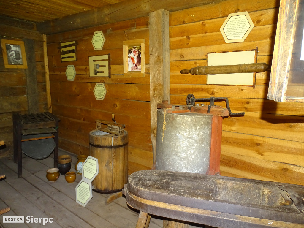 Miodobranie w skansenie