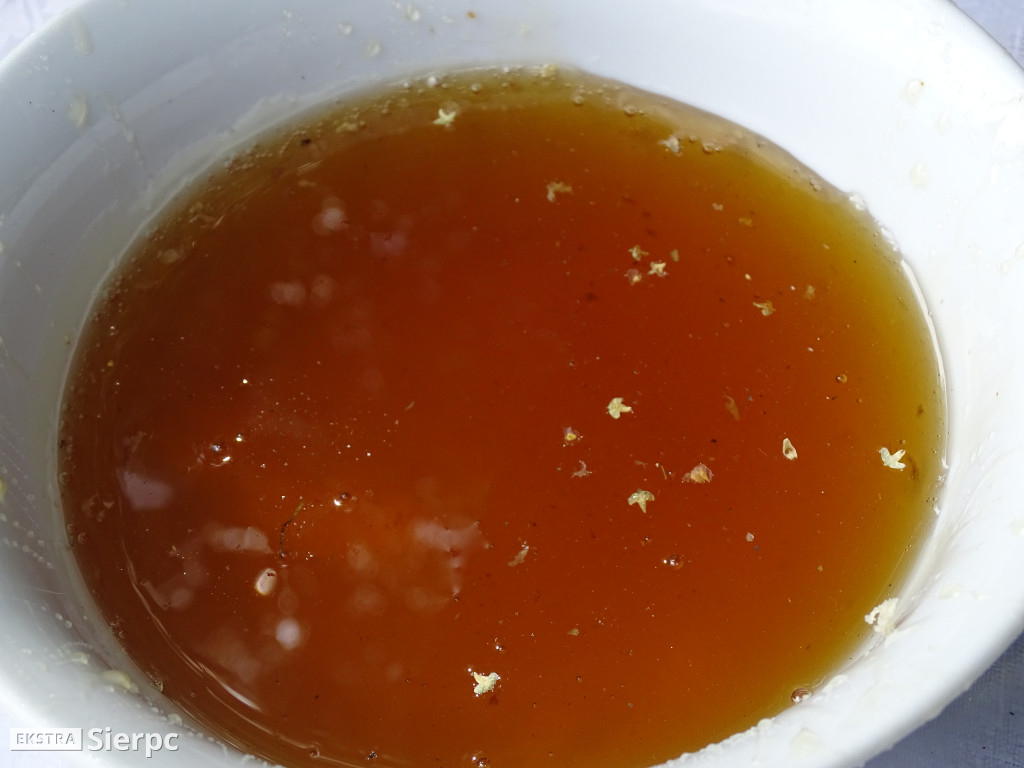 Miodobranie w skansenie