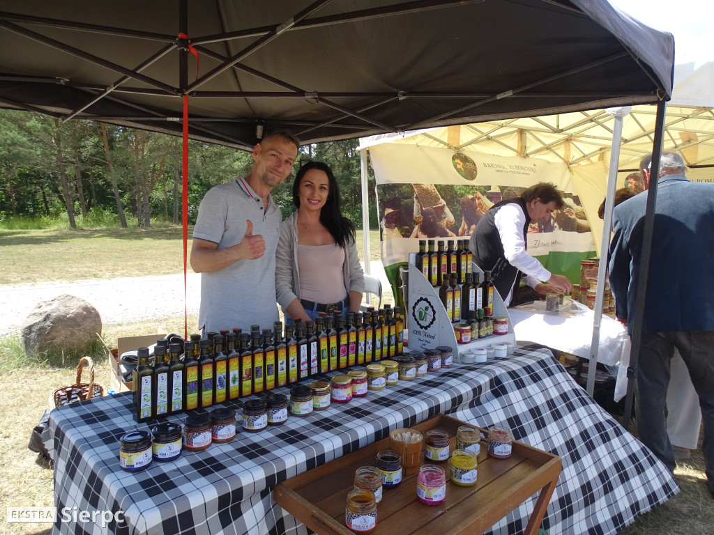 Miodobranie w skansenie