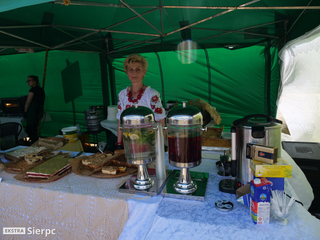 Miodobranie w skansenie