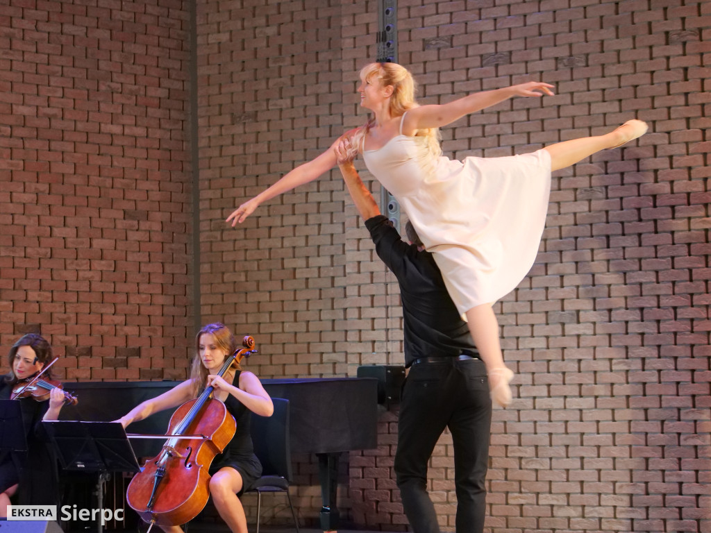 Tango with Bond