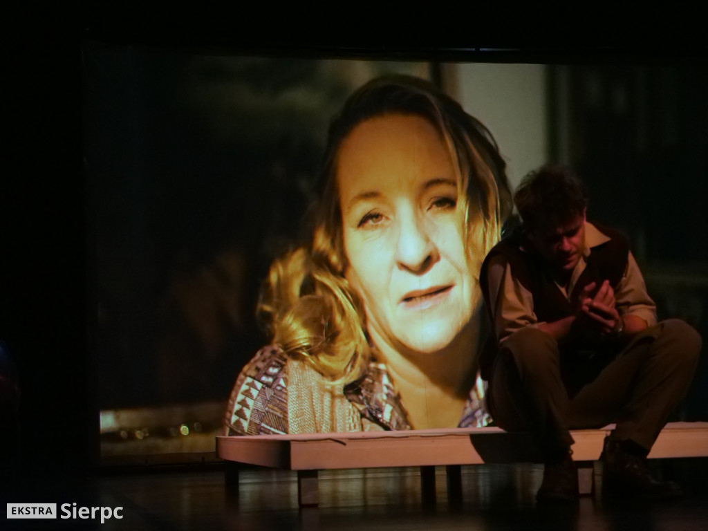 Broniewski — przedstawienie teatralne