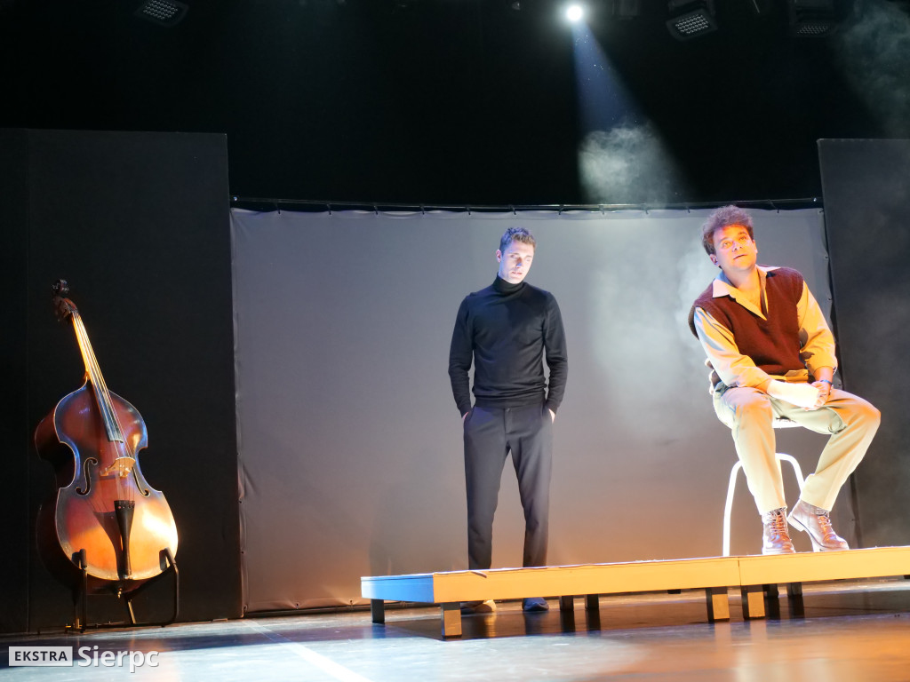 Broniewski — przedstawienie teatralne