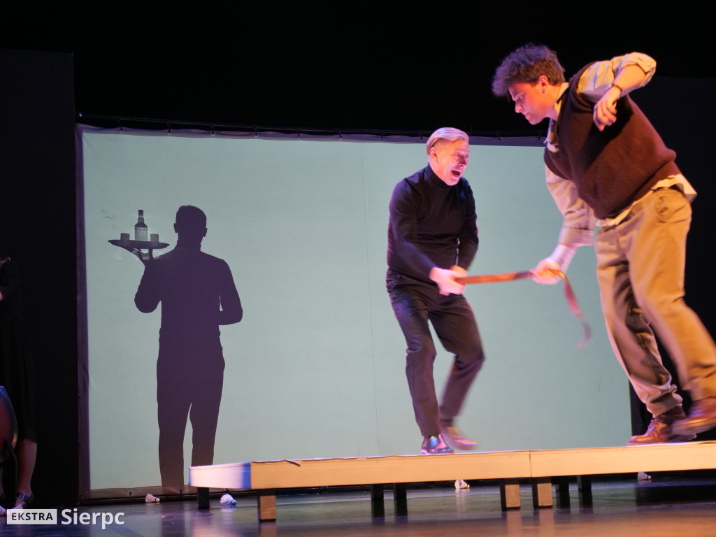 Broniewski — przedstawienie teatralne