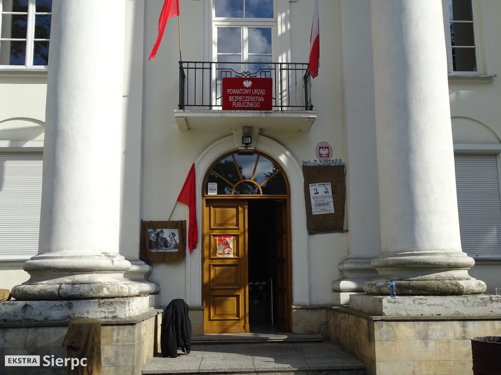 Historyczna inscenizacja przed sierpeckim sądem