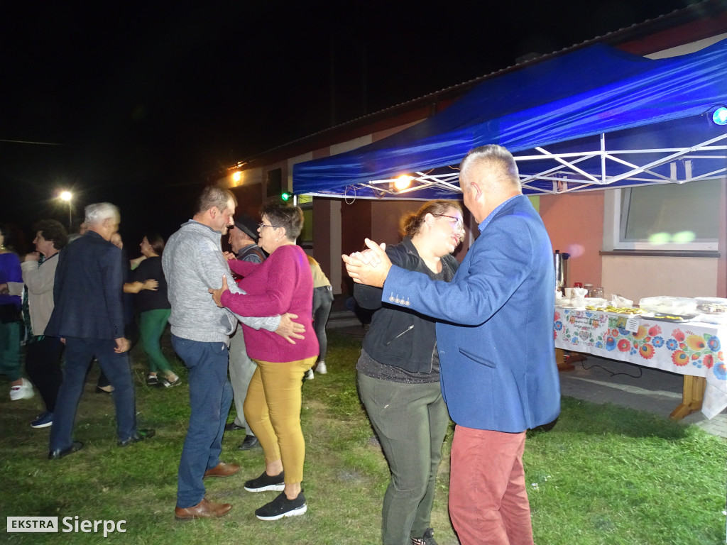 Potańcówka w Dąbrówkach