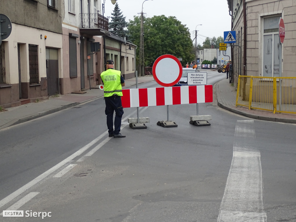Most na ul. 11 Listopada zamknięty