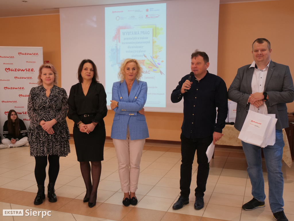 Wystawa poplenerowa w skansenie