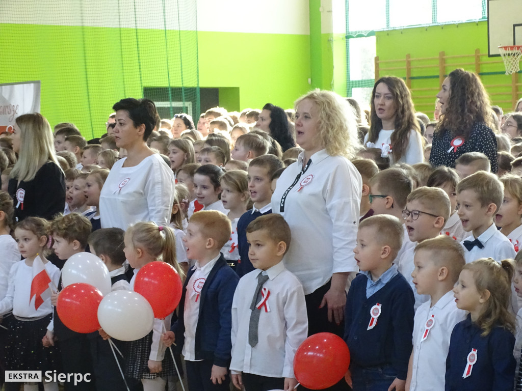 Dwójka i akcja Szkoła do hymnu