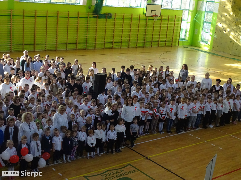 Dwójka i akcja Szkoła do hymnu