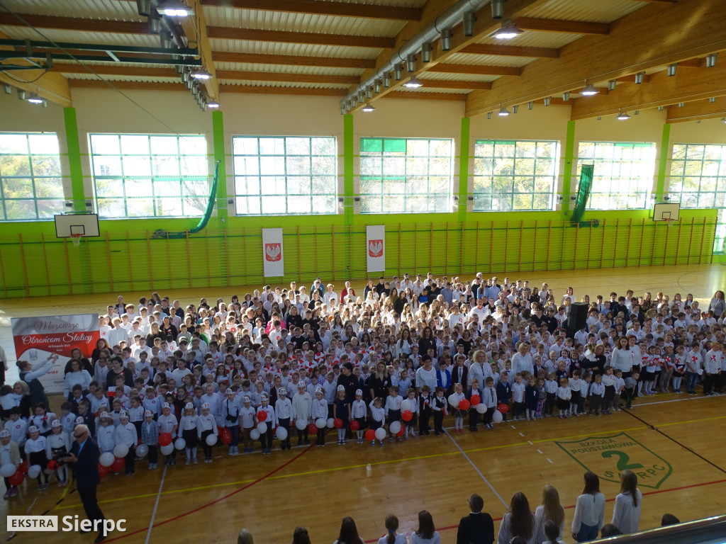 Dwójka i akcja Szkoła do hymnu