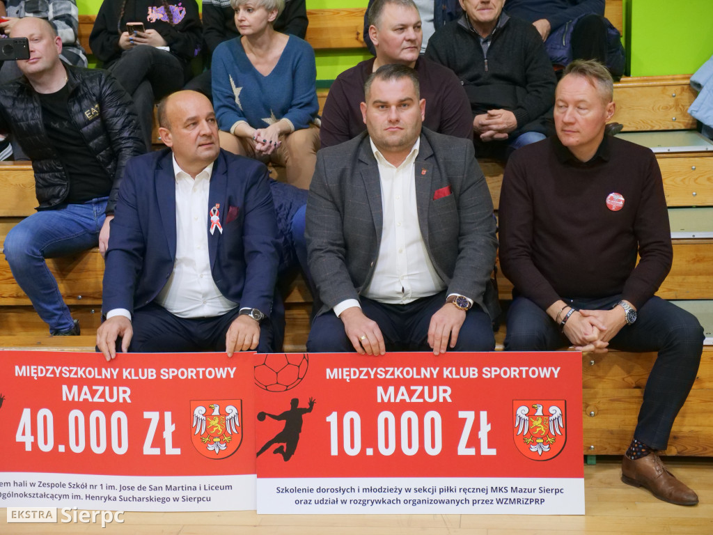 Mazur Sierpc — Trójka Ostrołęka