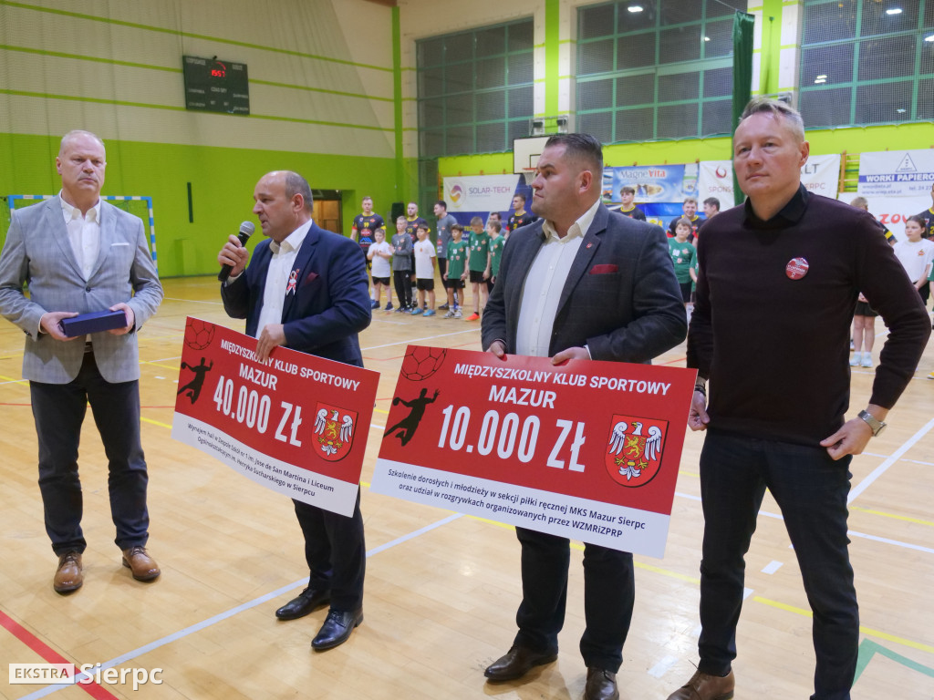 Mazur Sierpc — Trójka Ostrołęka