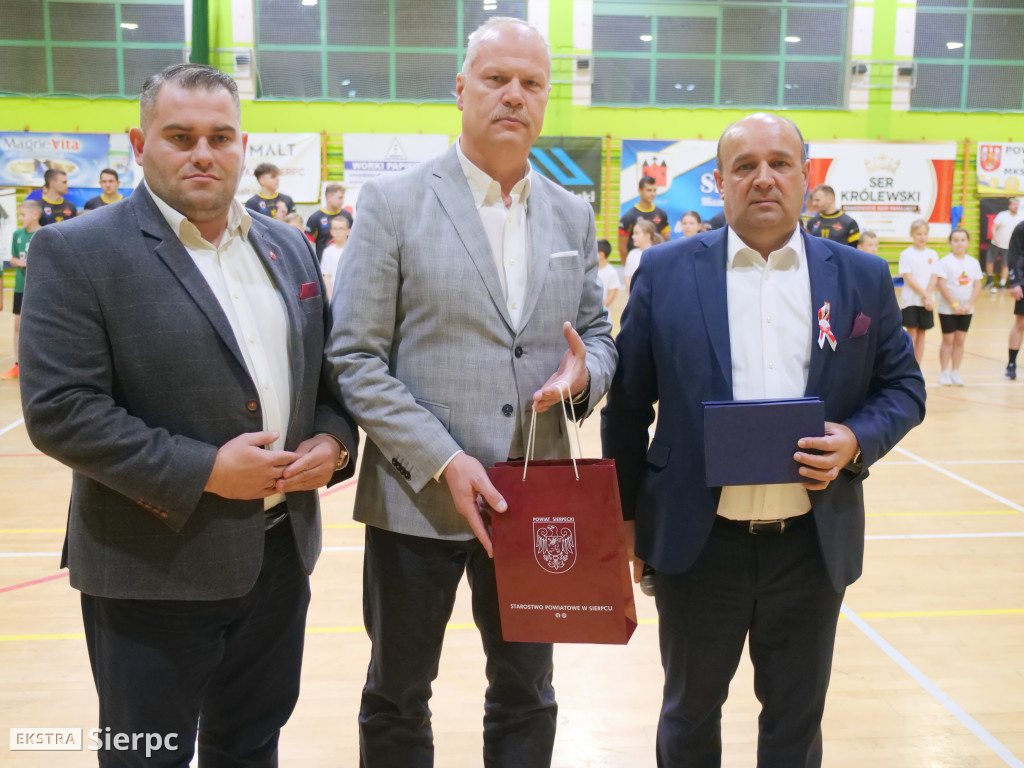 Mazur Sierpc — Trójka Ostrołęka