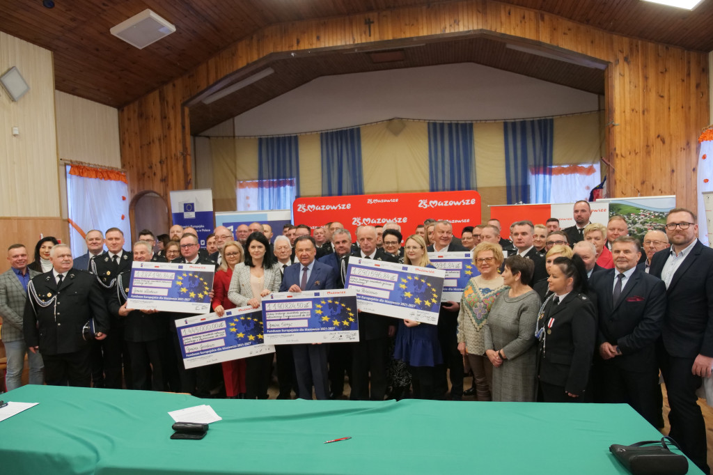 Umowy na nowe samochody dla OSP