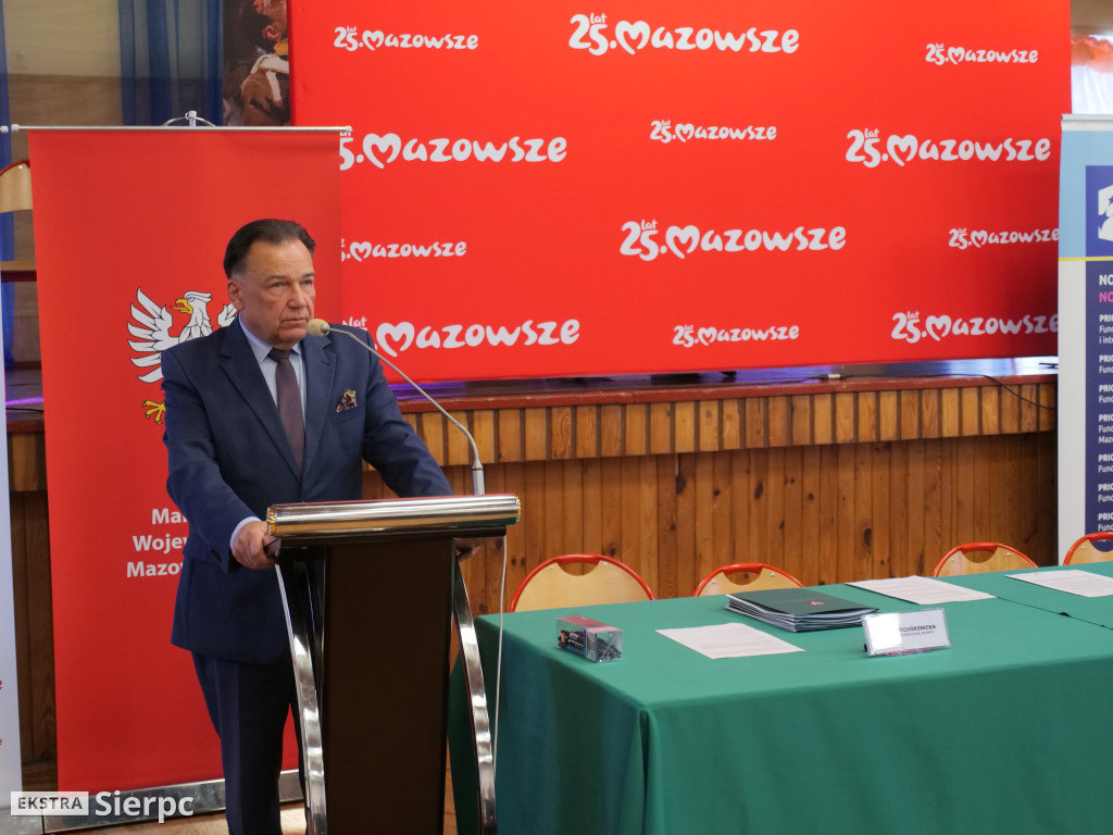 Umowy na nowe samochody dla OSP