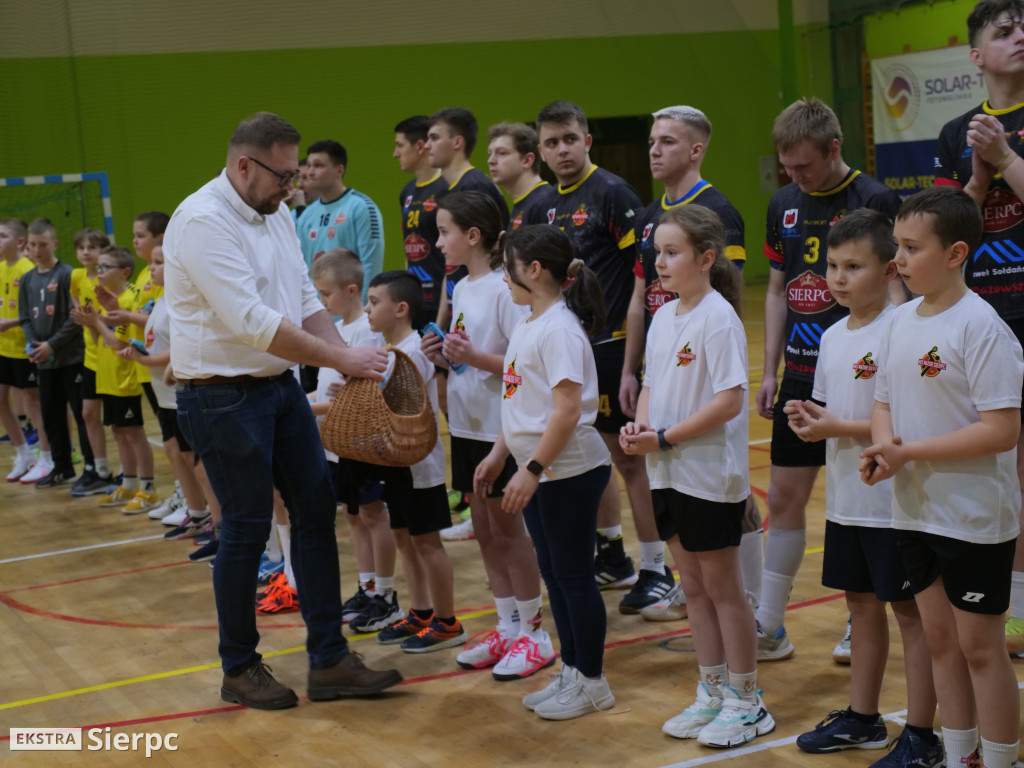 MKS Mazur Sierpc — Orlen Wisła Płock II