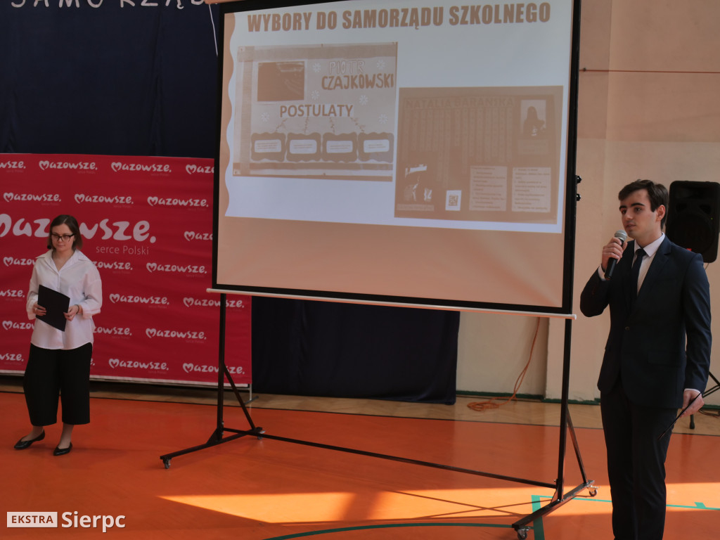 Debata o samorządności