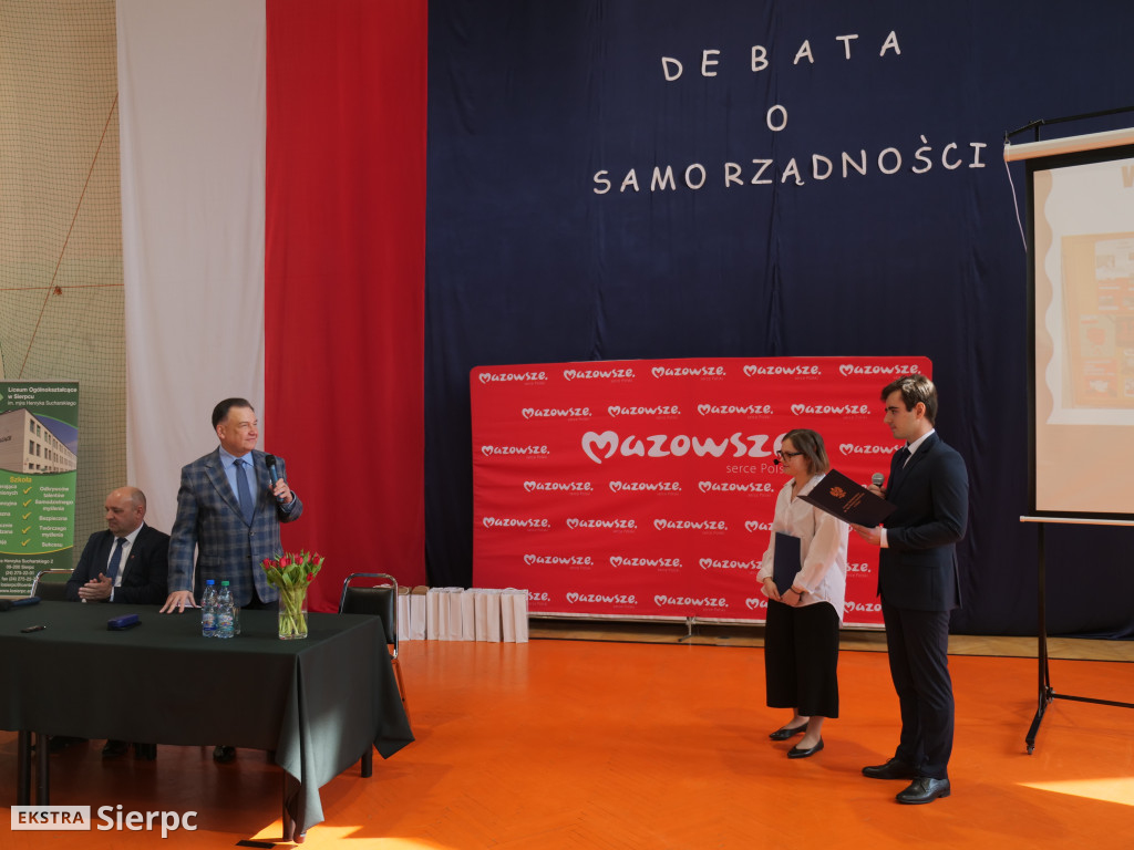 Debata o samorządności