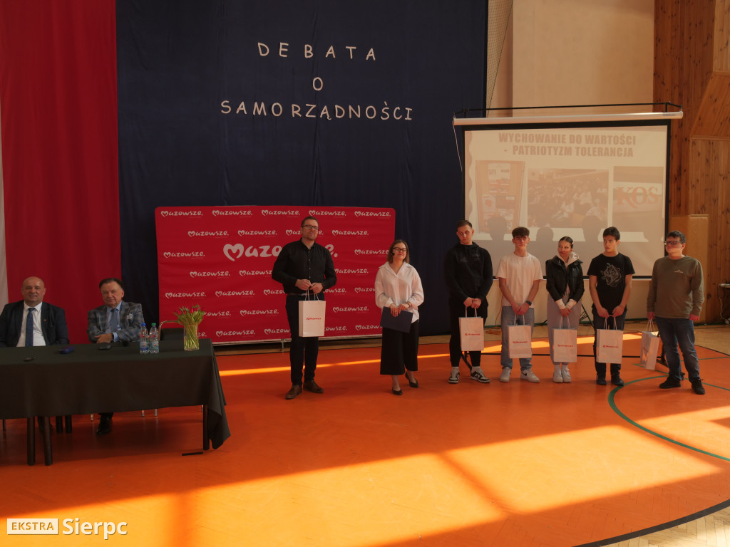 Debata o samorządności