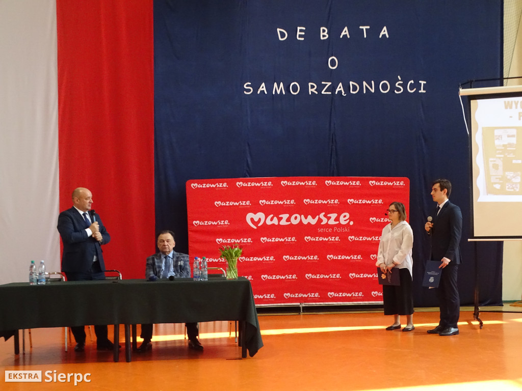 Debata o samorządności