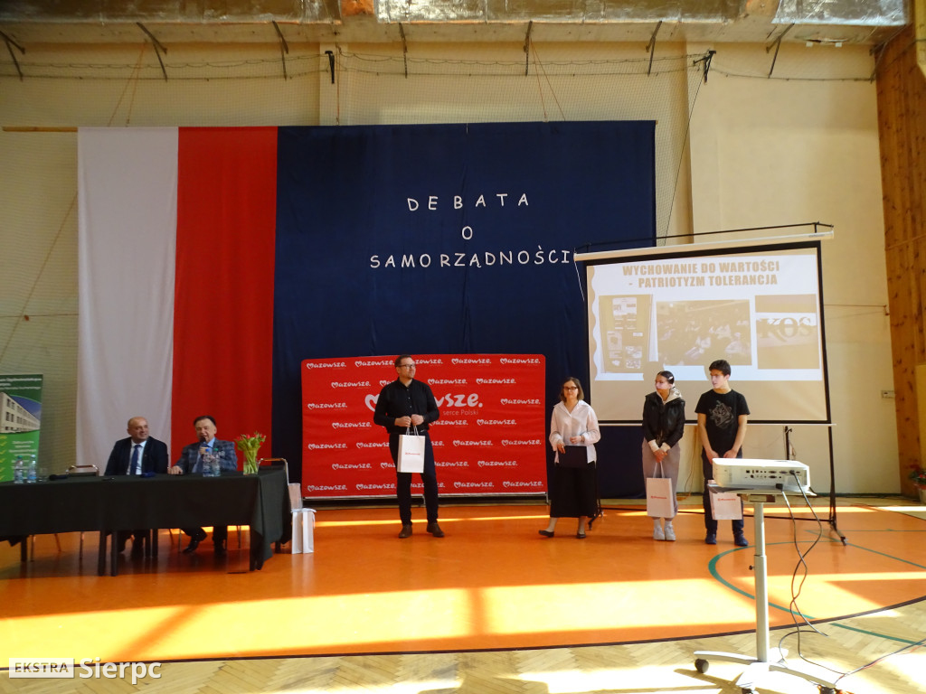Debata o samorządności