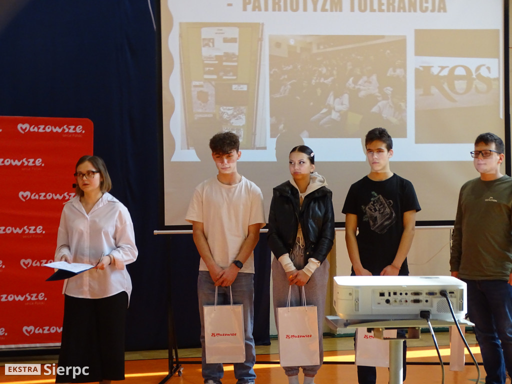 Debata o samorządności