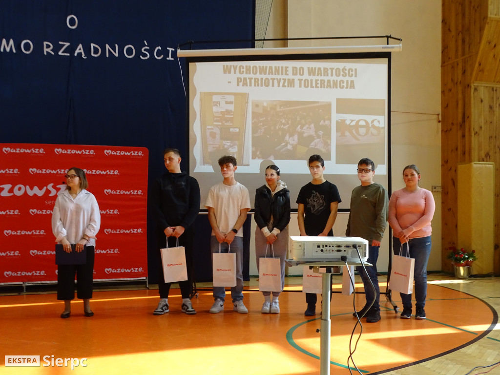 Debata o samorządności