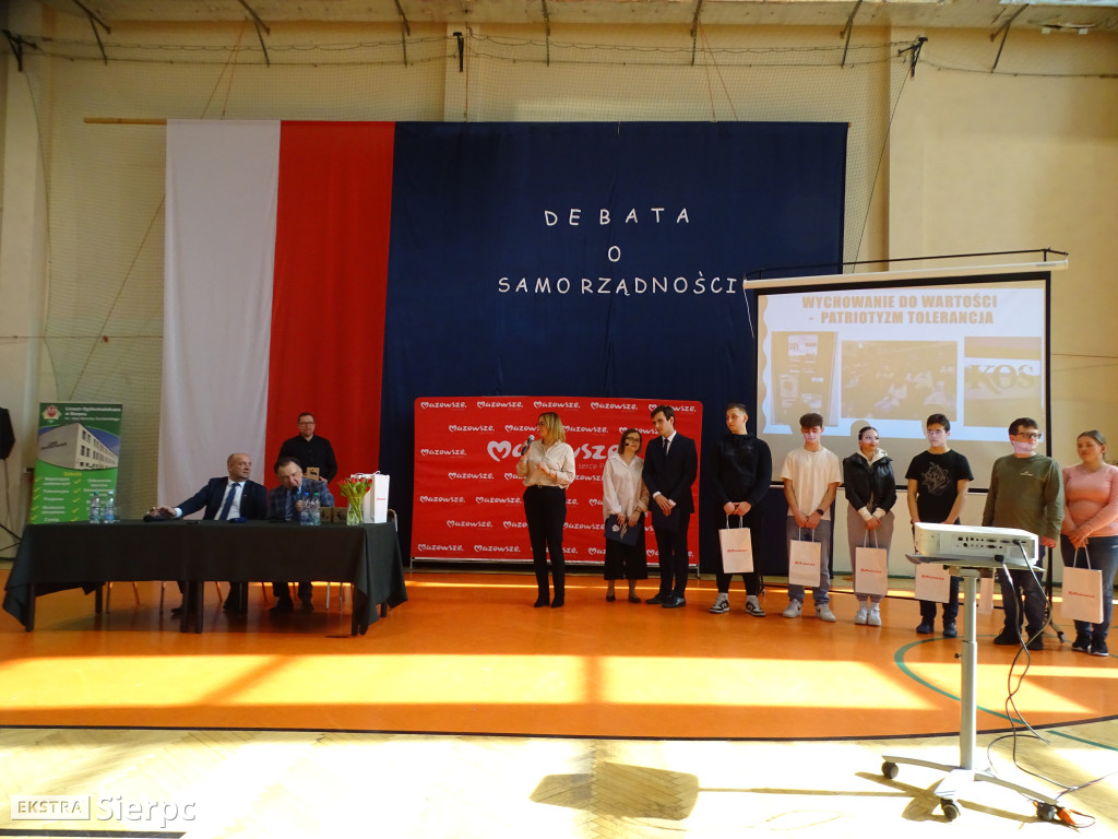 Debata o samorządności