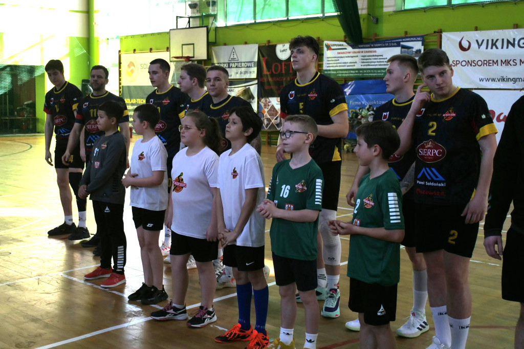 MKS Mazur Sierpc — SSRiR Start Konin