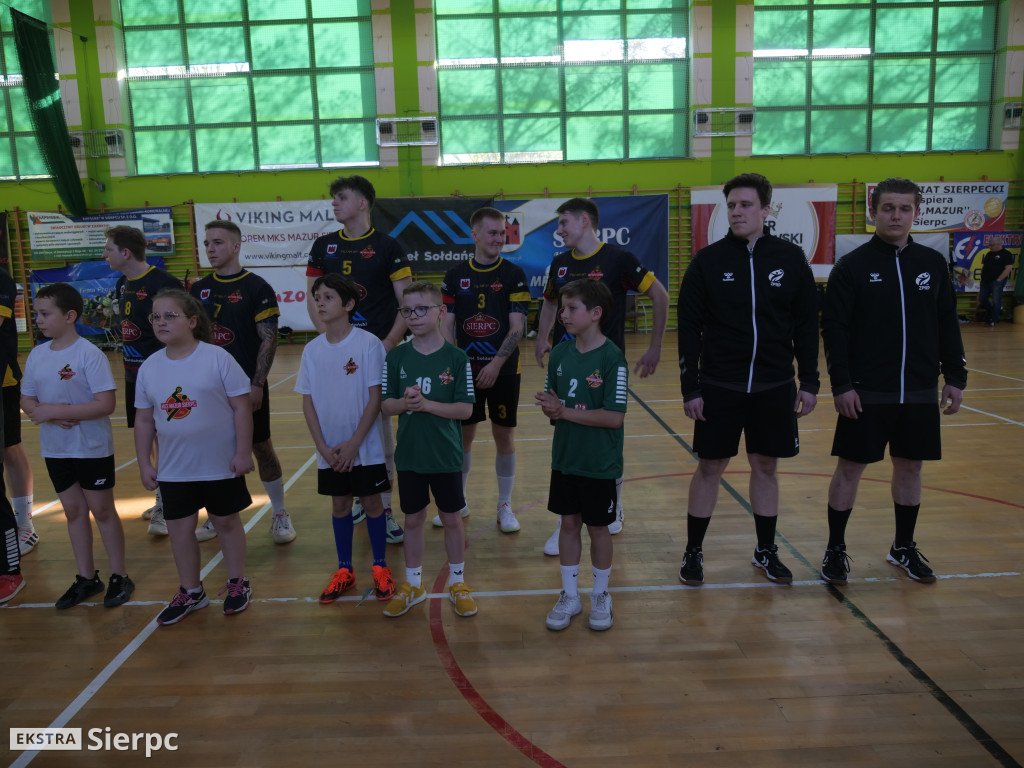 MKS Mazur Sierpc — SSRiR Start Konin