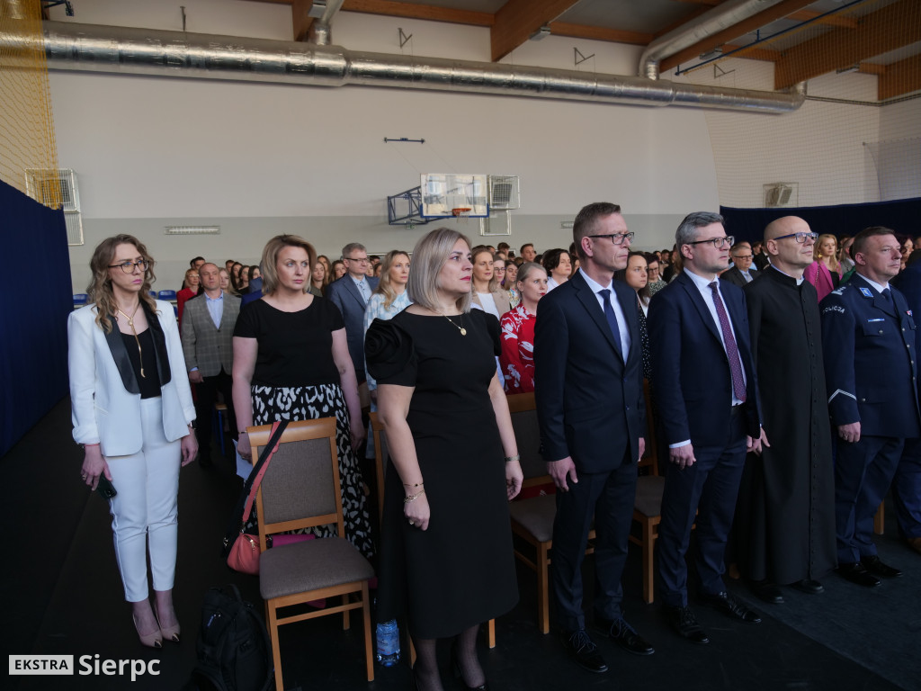 Zakończenie roku dla klas maturalnych w ZS nr 1