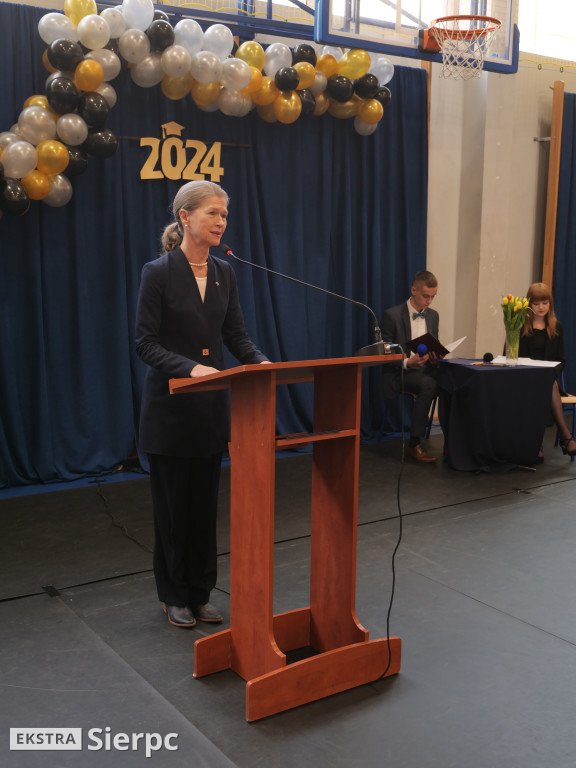 Zakończenie roku dla klas maturalnych w ZS nr 1
