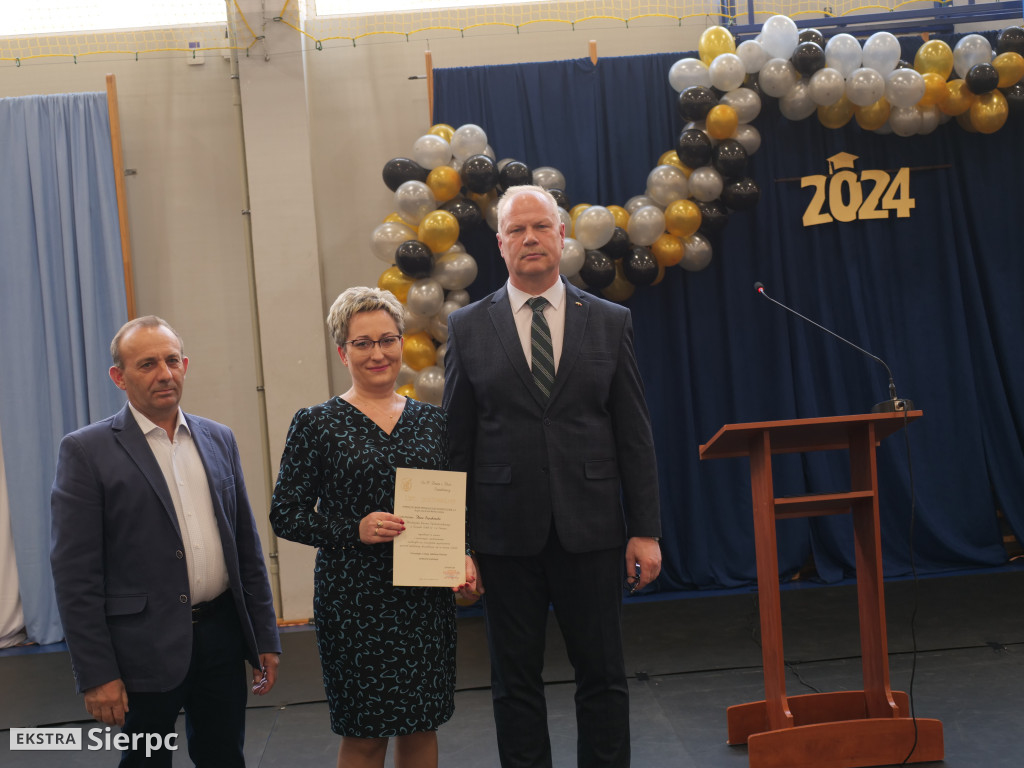 Zakończenie roku dla klas maturalnych w ZS nr 1